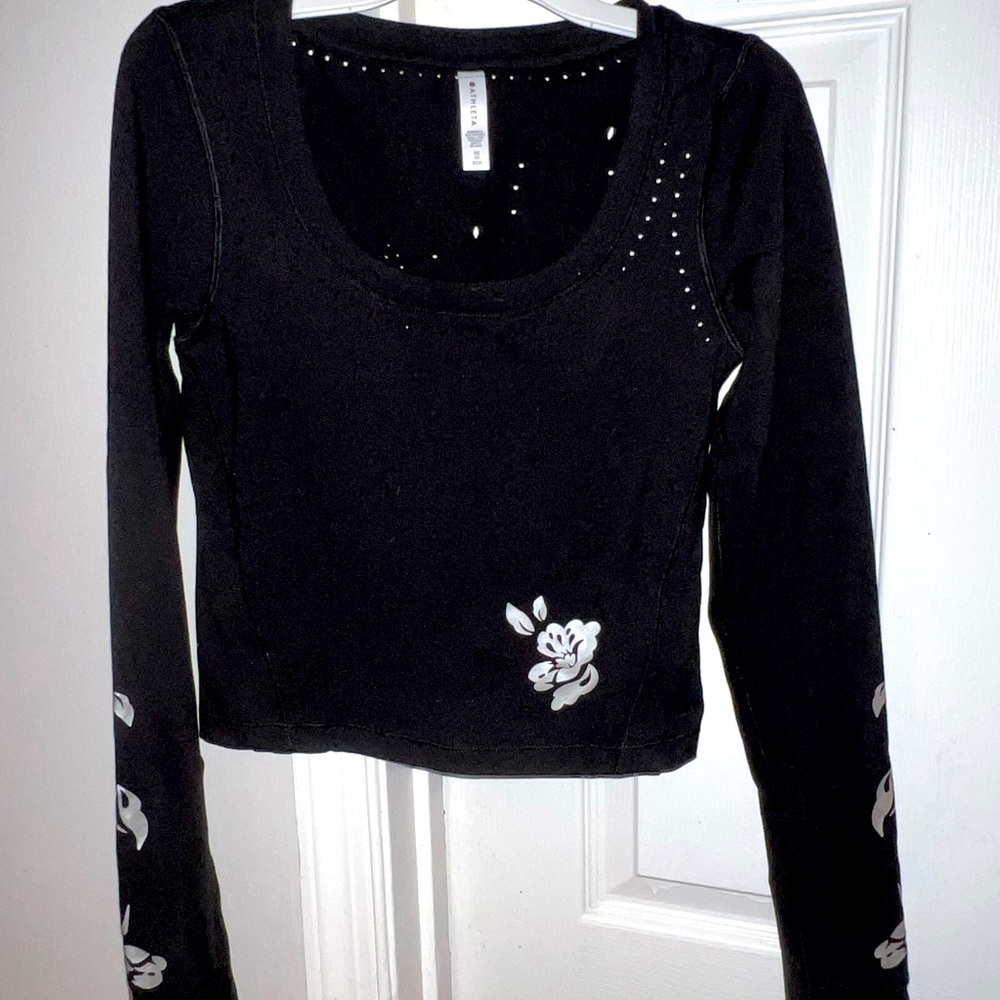 NEW with tags. Athleta Shanti Eyelet Top